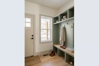 104 Page, Bedford, MA 01730 - Photo 3