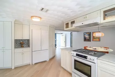 3 Oxbow Rd, Natick, MA 01760 - Photo 9