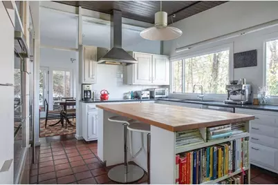 58 Hill St, Lexington, MA 02421 - Photo 9