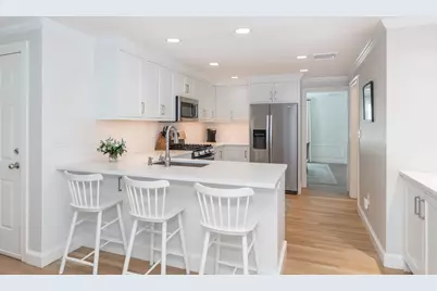 31 Martin Rd, Wellesley, MA 02481 - Photo 9