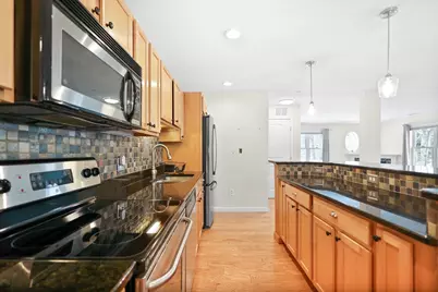 10 Westchester Drive #10, Haverhill, MA 01830 - Photo 5