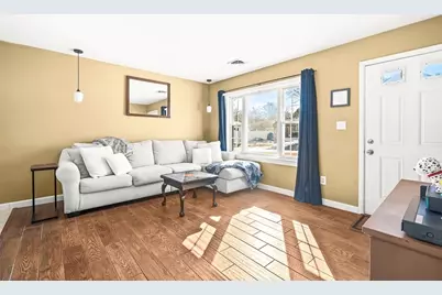 174 River Rd, Lowell, MA 01852 - Photo 7