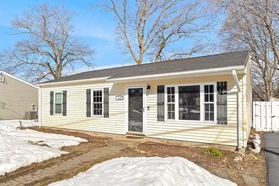 174 River Rd, Lowell, MA 01852 - Photo 5