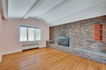 35 Hollywood Rd, Winchester, MA 01890 - Photo 11