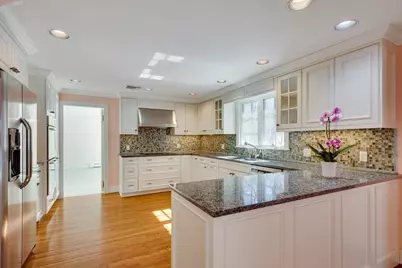 35 Hollywood Rd, Winchester, MA 01890 - Photo 9