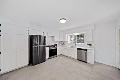 47 Voyagers Ln #47, Ashland, MA 01721 - Photo 7