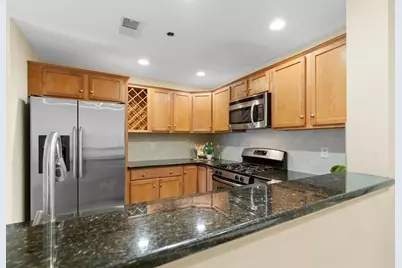 120 Wyllis Ave #217, Everett, MA 02149 - Photo 5