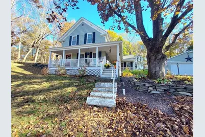 28 Highland St, Spencer, MA 01562 - Photo 1