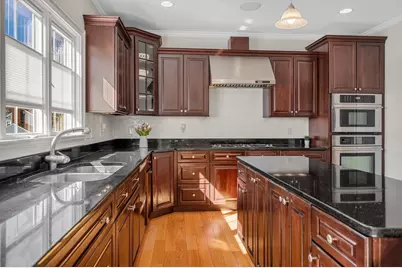 43 Oheir Way, Lowell, MA 01852 - Photo 9