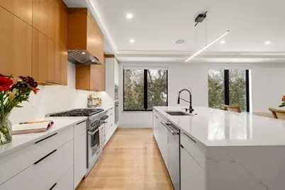 1242-1244 Beacon St #1242, Newton, MA 02468 - Photo 5