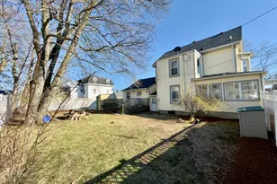 13 Wright St, Stoneham, MA 02180 - Photo 9