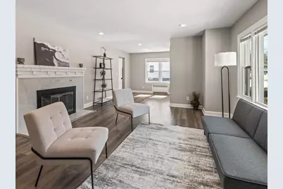 256 S Main St, Hopedale, MA 01747 - Photo 9