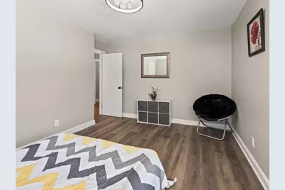 256 S Main St, Hopedale, MA 01747 - Photo 17