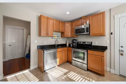 76 Taft Ave #1, Newton, MA 02465 - Photo 3