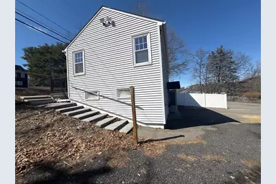 424 Central St, Leominster, MA 01453 - Photo 3
