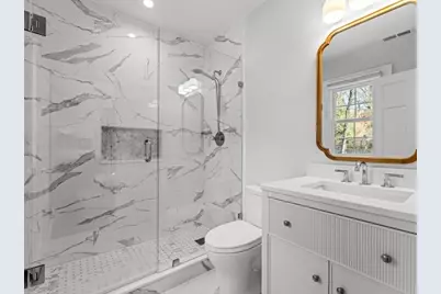 170 Benvenue St, Wellesley, MA 02482 - Photo 13