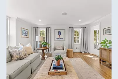 170 Benvenue St, Wellesley, MA 02482 - Photo 9