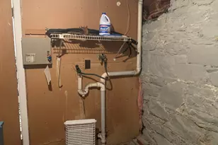 8 Avon Pl, Boston, MA 02129 - Photo 21