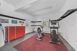 24 Mellen St, Needham, MA 02494 - Photo 33