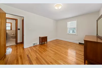 54 Safford St, Quincy, MA 02171 - Photo 17