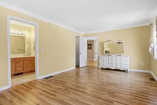 22 Tanglewood Park Dr, Haverhill, MA 01830 - Photo 11