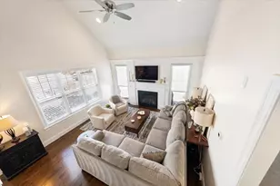 10 Tanglewood Dr, Framingham, MA 01701 - Photo 15