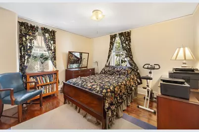 96 College St, South Hadley, MA 01075 - Photo 17