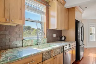 76 Taft Ave, Newton, MA 02465 - Photo 7