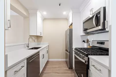 4 Canal Park #609, Cambridge, MA 02141 - Photo 9