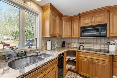 92 Prospect Street, Lunenburg, MA 01462 - Photo 9