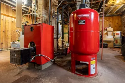 154 Oak St, Gardner, MA 01440 - Photo 35