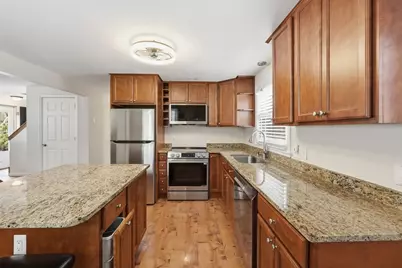 4 N Meadow Ln, Charlton, MA 01507 - Photo 5