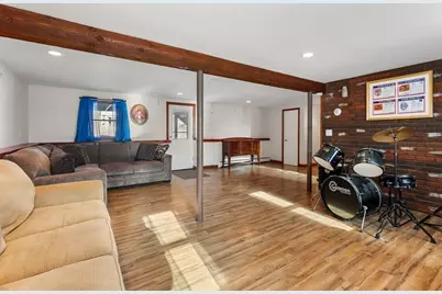 102 Suffolk St, Malden, MA 02148 - Photo 23