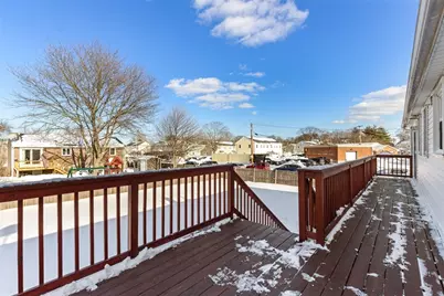 102 Suffolk St, Malden, MA 02148 - Photo 27