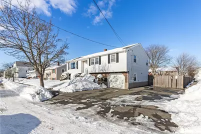 102 Suffolk St, Malden, MA 02148 - Photo 3