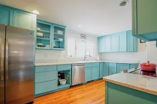 14 Melinda Ln, Easthampton, MA 01027 - Photo 9