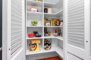 17 Hastings St, Boston, MA 02132 - Photo 9