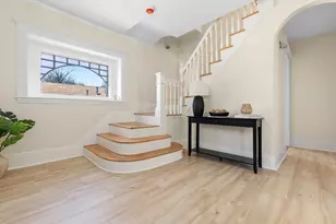 19 Laurel St, Saugus, MA 01906 - Photo 5