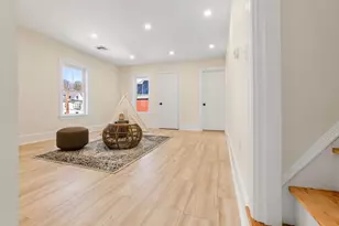 19 Laurel St, Saugus, MA 01906 - Photo 31