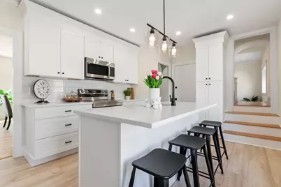 19 Laurel St, Saugus, MA 01906 - Photo 19