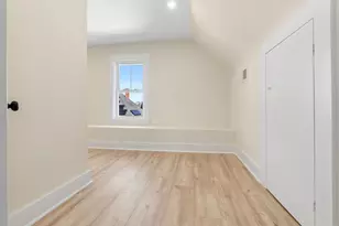 19 Laurel St, Saugus, MA 01906 - Photo 33