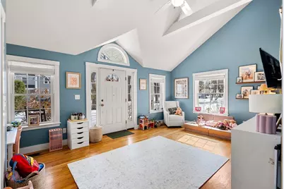 4 Upland Rd, Newburyport, MA 01950 - Photo 15