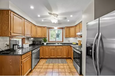 19 Keller Avenue, Swansea, MA 02777 - Photo 7