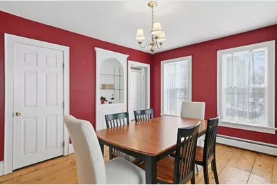 8 Winter St, Amesbury, MA 01913 - Photo 13