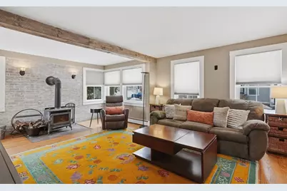 8 Winter St, Amesbury, MA 01913 - Photo 11