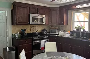 12 Brook St, Marlborough, MA 01752 - Photo 9