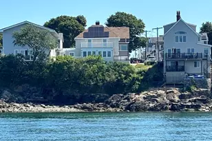 43 Maple Ave, Nahant, MA 01908 - Photo 3