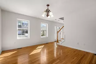 34 Shakespeare St, Tyngsborough, MA 01879 - Photo 11