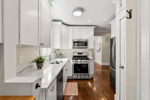 24 Prescott St, Boston, MA 02136 - Photo 9