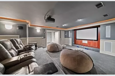 43 Bristol Rd, Wellesley, MA 02481 - Photo 37